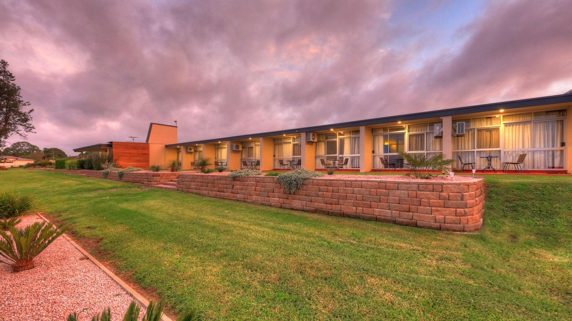 Atherton Motel Exterior photo