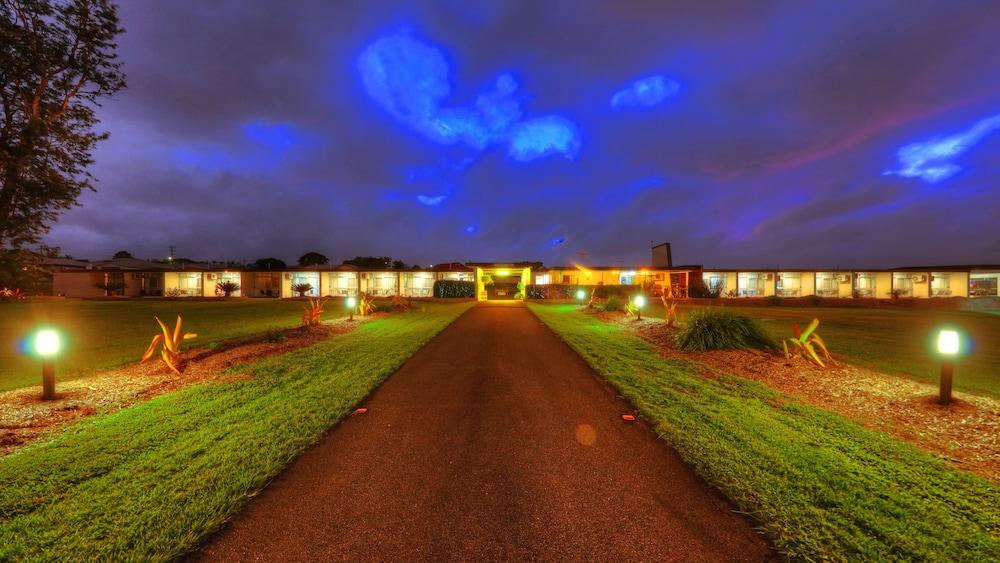 Atherton Motel Exterior photo