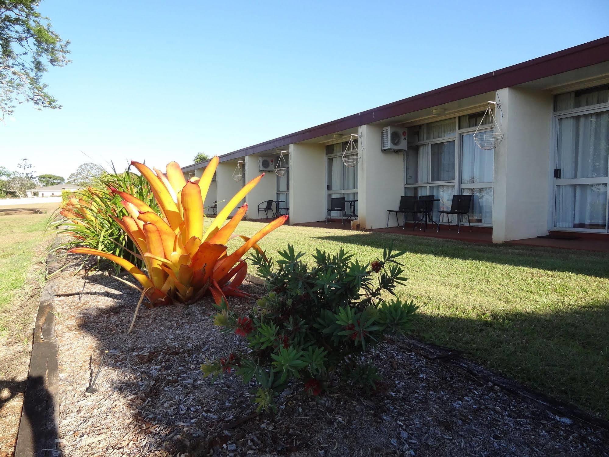 Atherton Motel Exterior photo